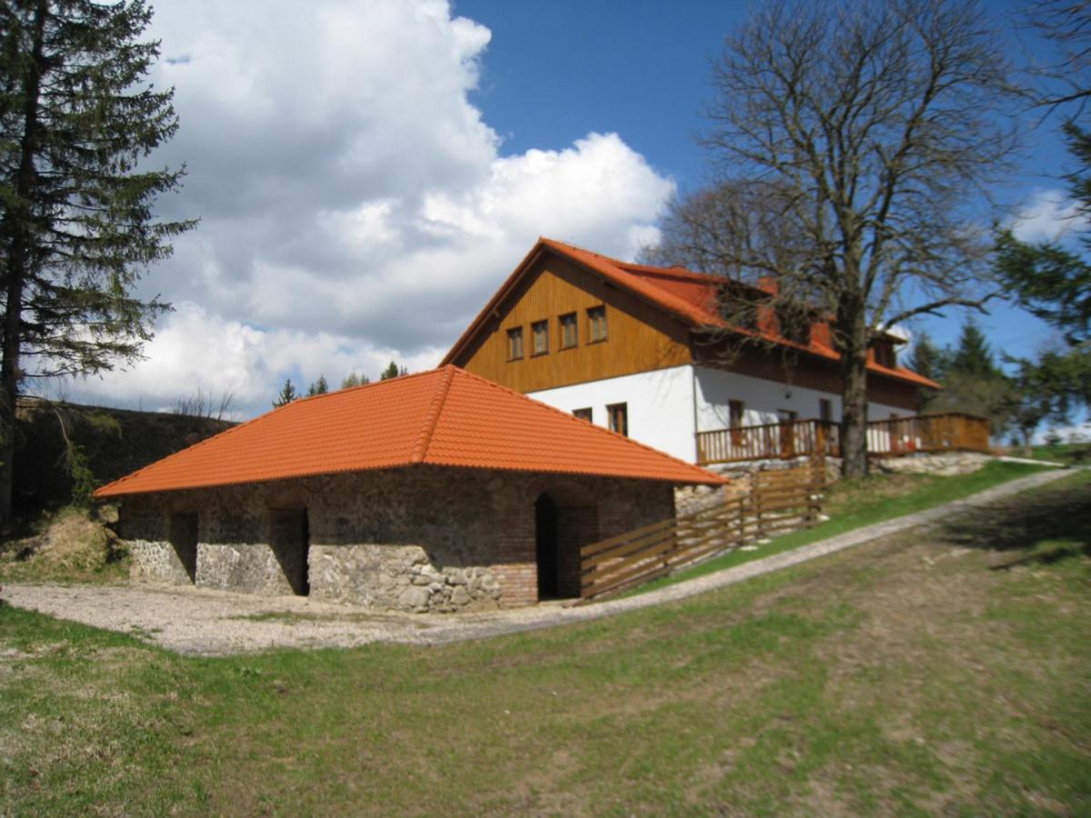 Skalsky Mlyn Hotel Lísek Exterior photo